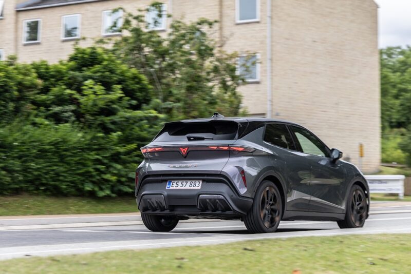 Cupra Raval elbil test anmeldelse 2026 bagfra