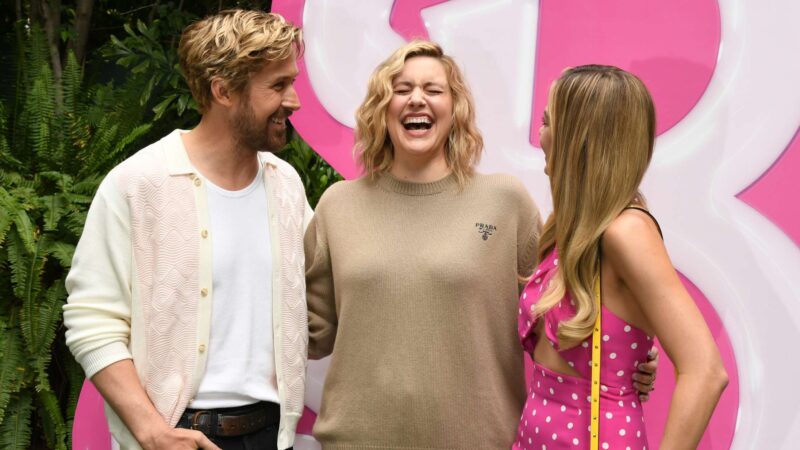Få nu bare fingeren ud og giv ‘Barbie’-stjernerne noget mønt