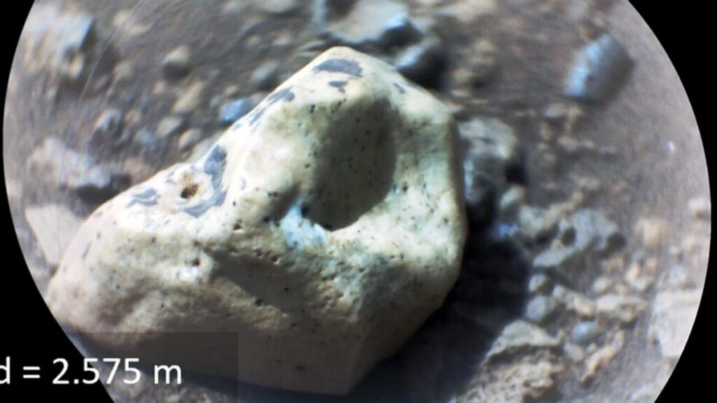 NASA-rover finder mystisk sten.. – ONN.dk