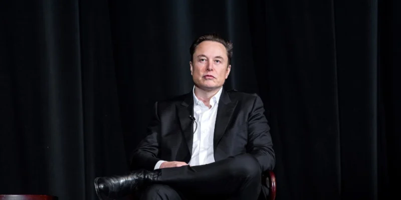 Filmen om Elon Musk får snart premiere – og den er 4 timer lang