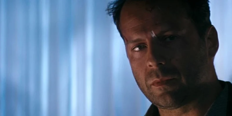 Bruce Willis’ bedste actionfilm siden ‘Die Hard’ har 35-års jubilæum i år