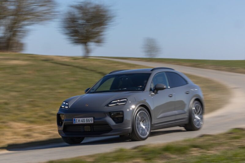 Porsche Macan elbil suv test anmeldelse 2025