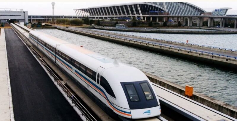 Verdens hurtigste tog går fra 0 til 800 km/t på 5 sekunder