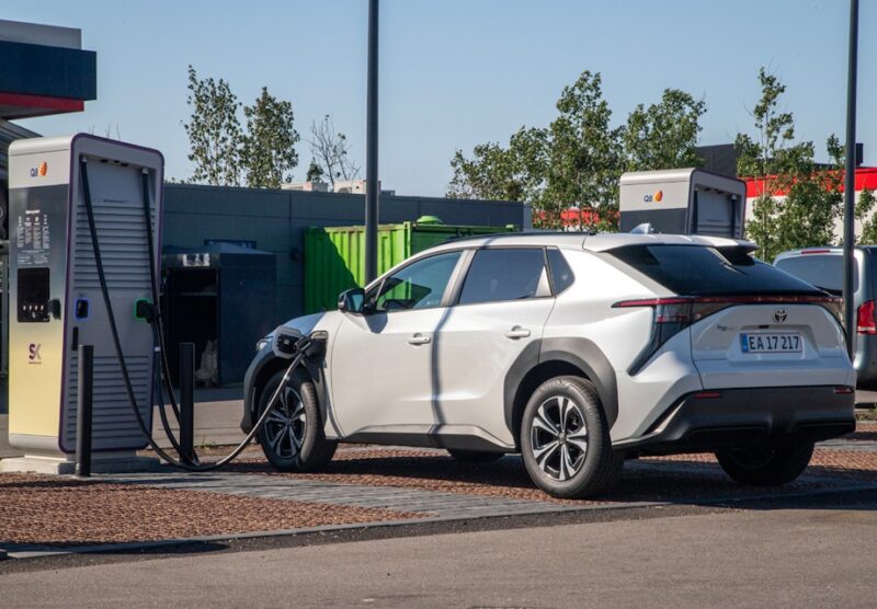 toyota bz4x test elbil pris